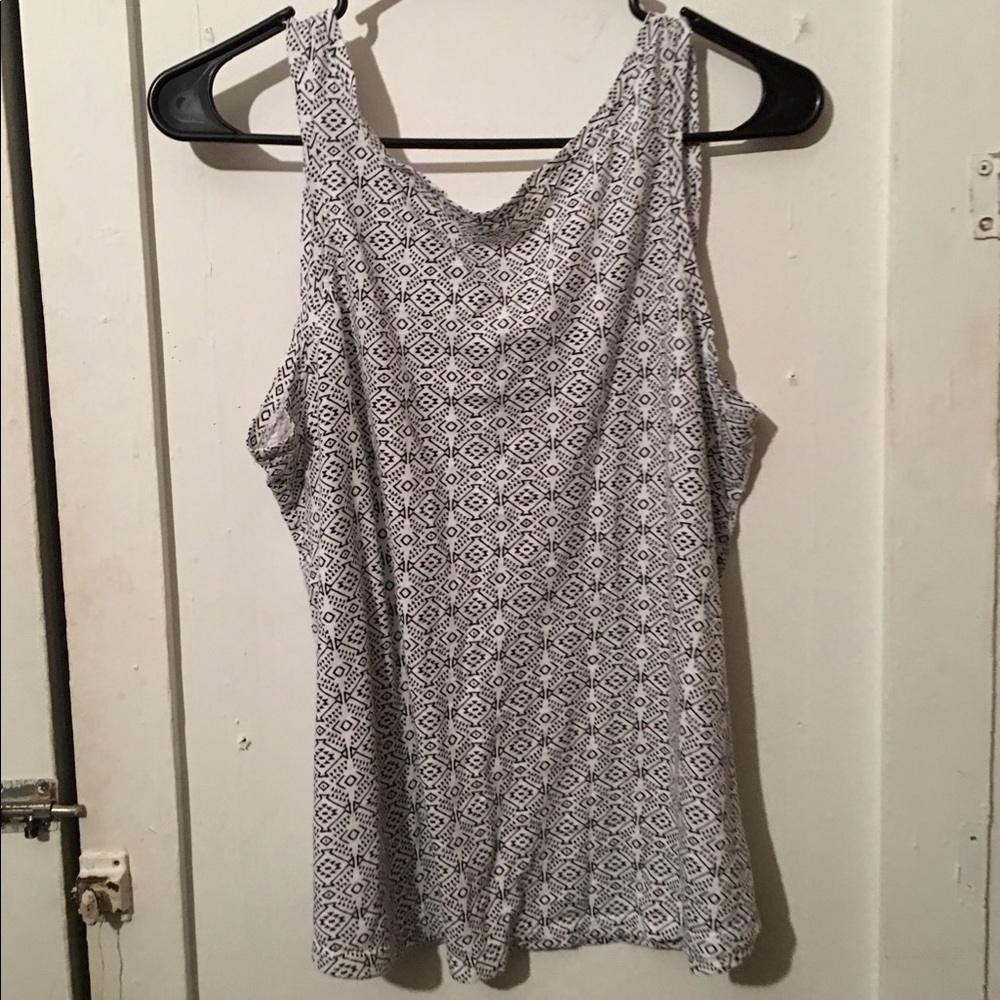 Tank top! - Picture 3 of 3